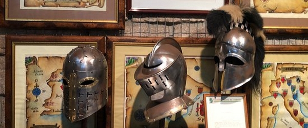 Um dos mais interessantes museus de Gramado é o Medieval, dedicado a uma era repleta de reis, nobres e cavaleiros. Um dos mais interessantes museus de Gramado é o Medieval, dedicado a uma era repleta de reis, nobres e cavaleiros.